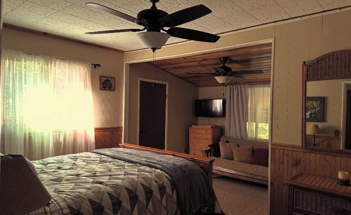 Photo of Bedroom in Oakhurst