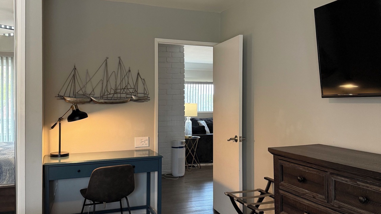 Photo of Bedroom in Thousand Oaks