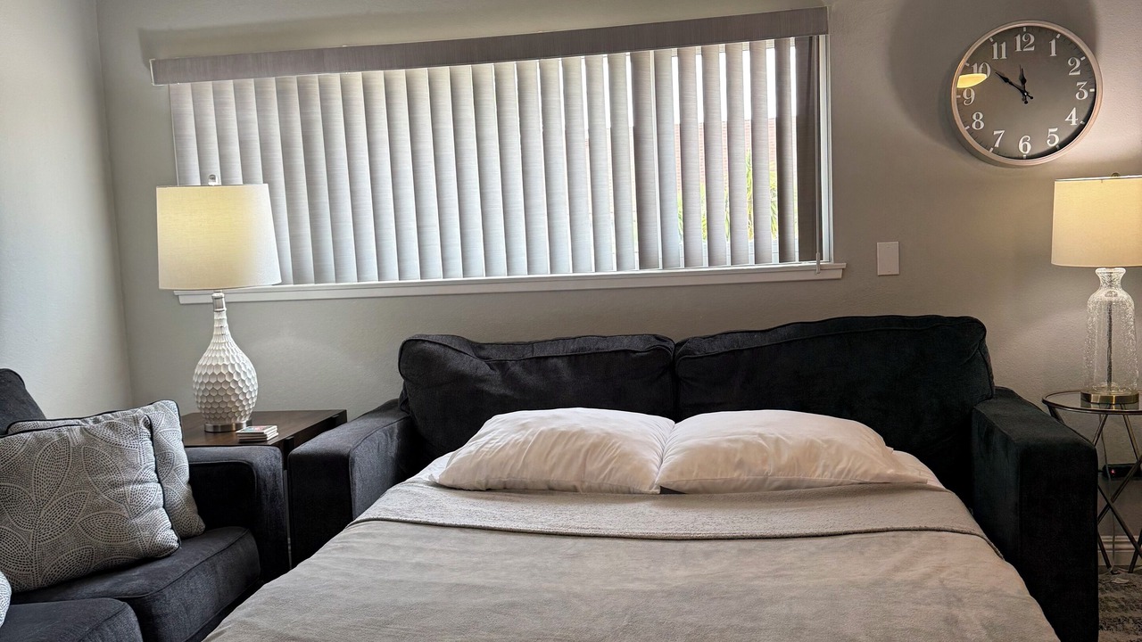 Photo of Bedroom in Thousand Oaks