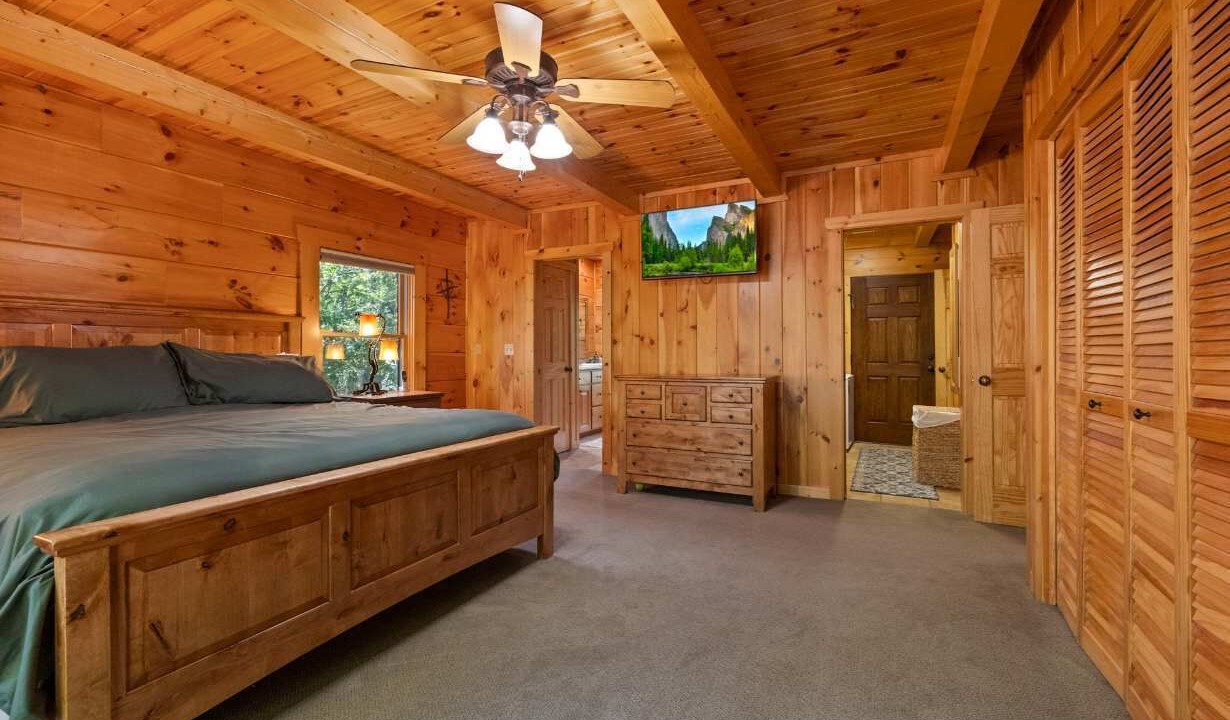 Photo of Bedroom in Mono Vista