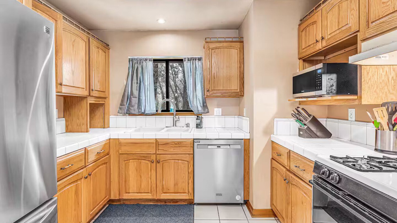 Photo of Kitchen in Oakhurst