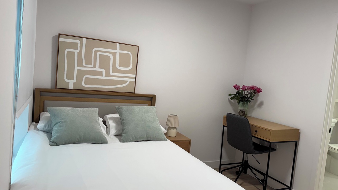 Photo of Bedroom in Beverly Grove