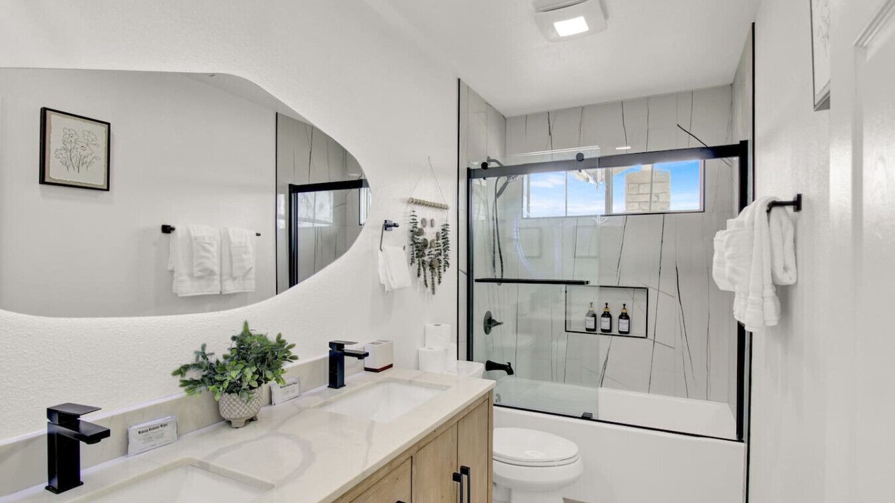Photo of Bathroom in Oakhurst