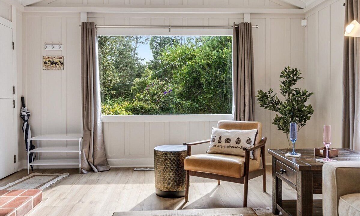 Photo of Bedroom in Northeast Carmel