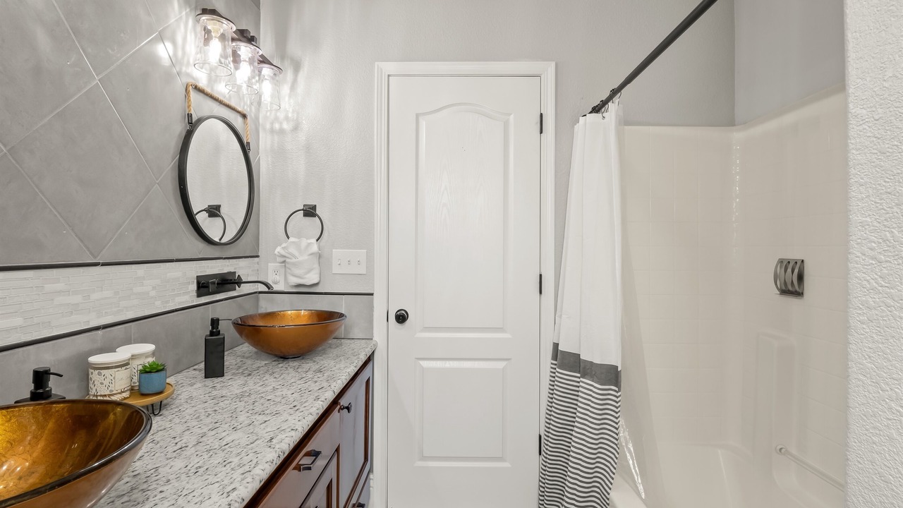 Photo of Bathroom in Clovis