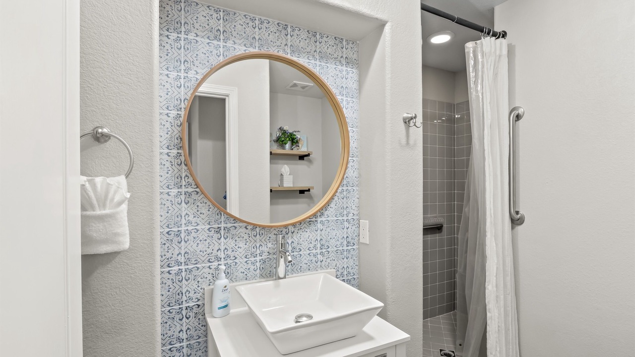 Photo of Bathroom in Clovis
