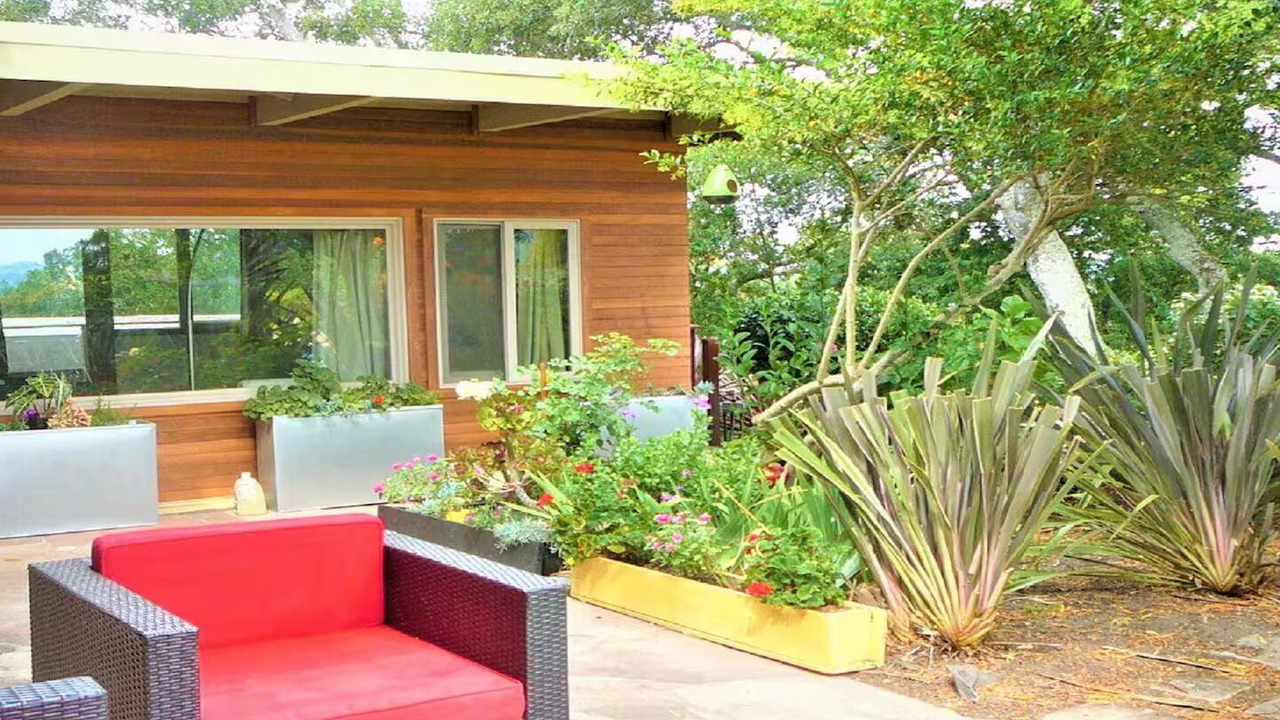 Photo of Patio Balcony in Lost Valley