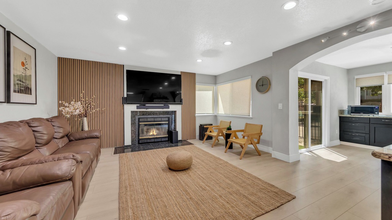 Photo of Livingroom in Sacramento