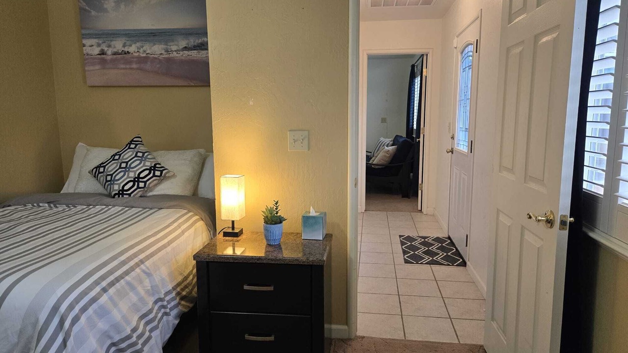 Photo of Bedroom in Hanford