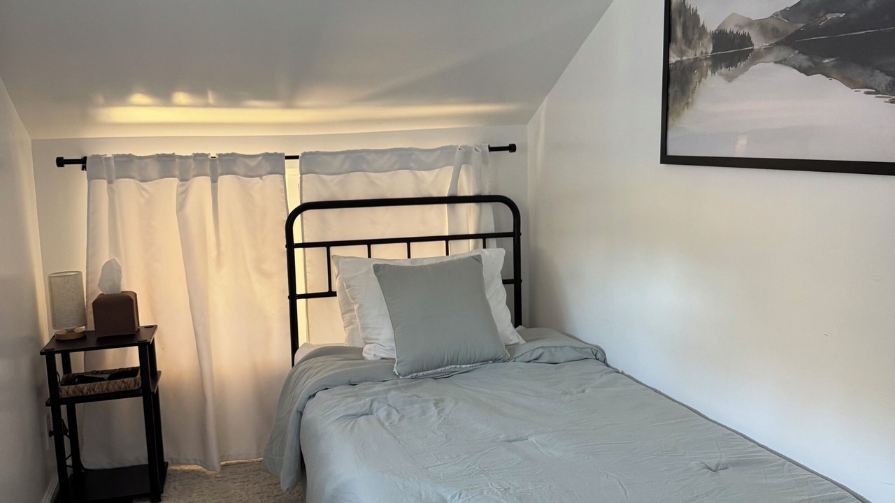 Photo of Bedroom in Monte Sereno