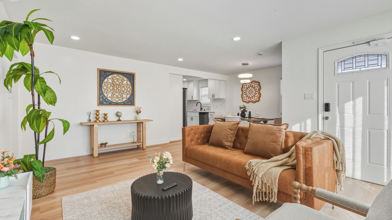 Photo of Livingroom in Montclair