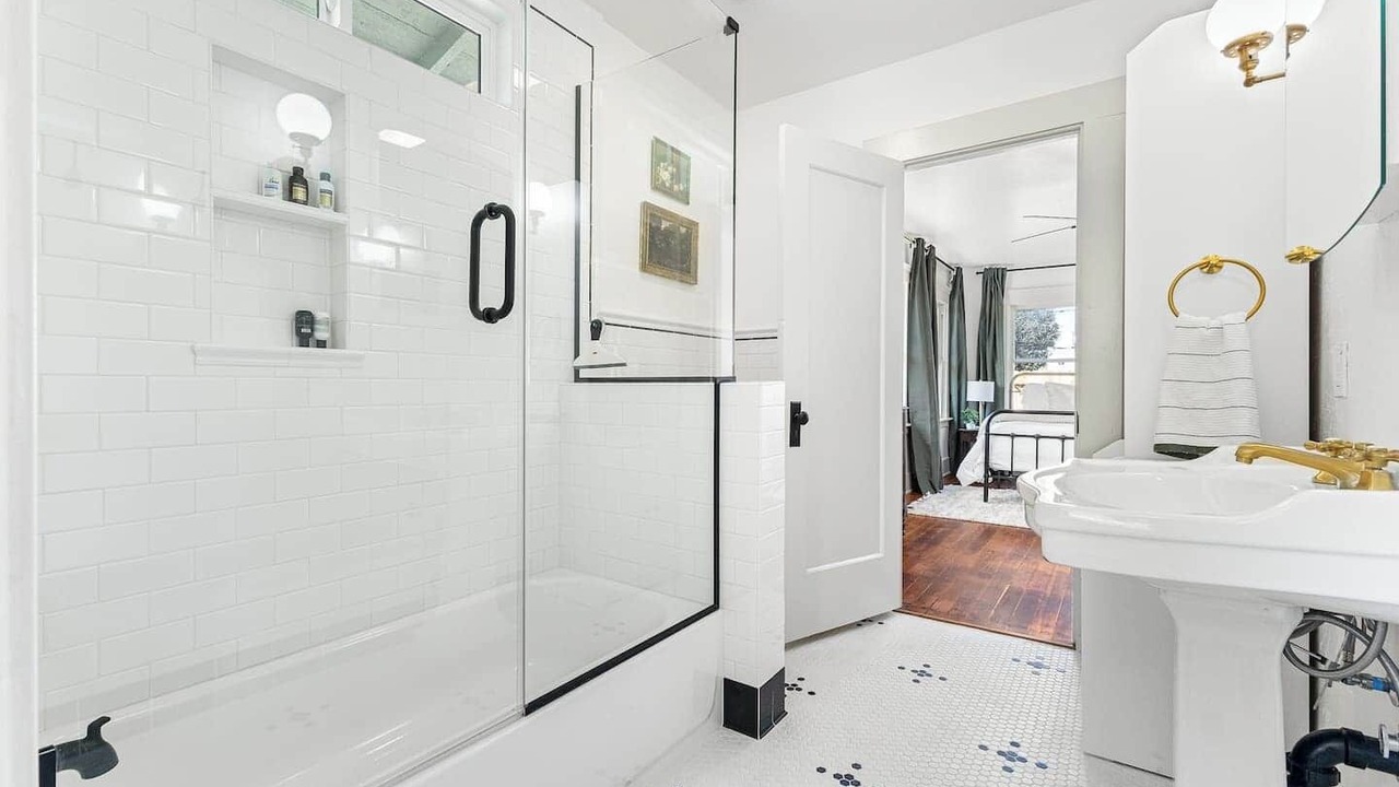 Photo of Bathroom in Visalia