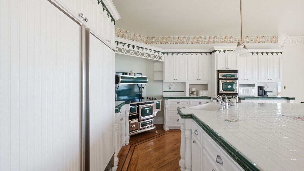 Photo of Kitchen in Phoenix Lake-Cedar Ridge