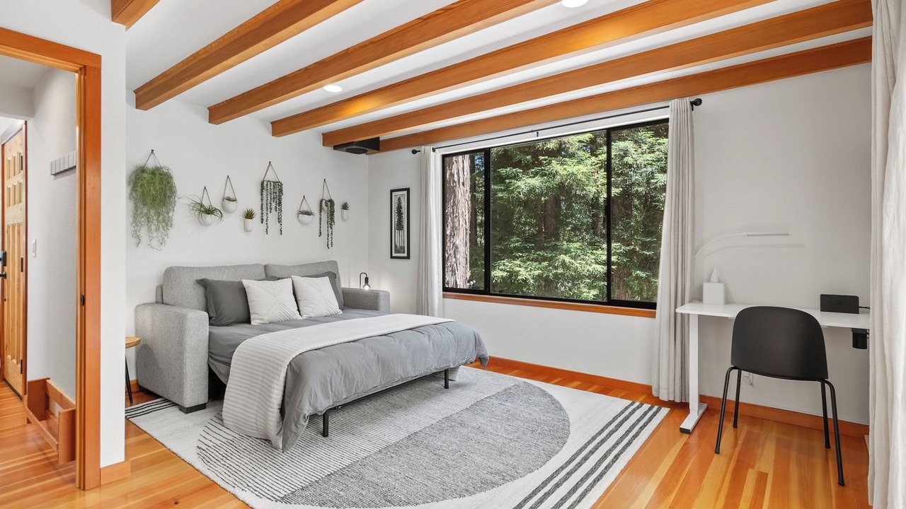Photo of Bedroom in Ben Lomond