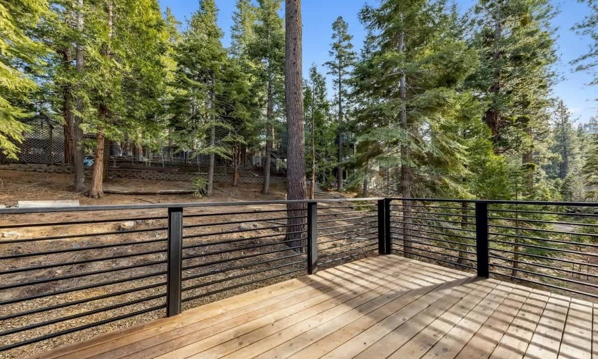 Photo of Patio Balcony in South Lake Tahoe