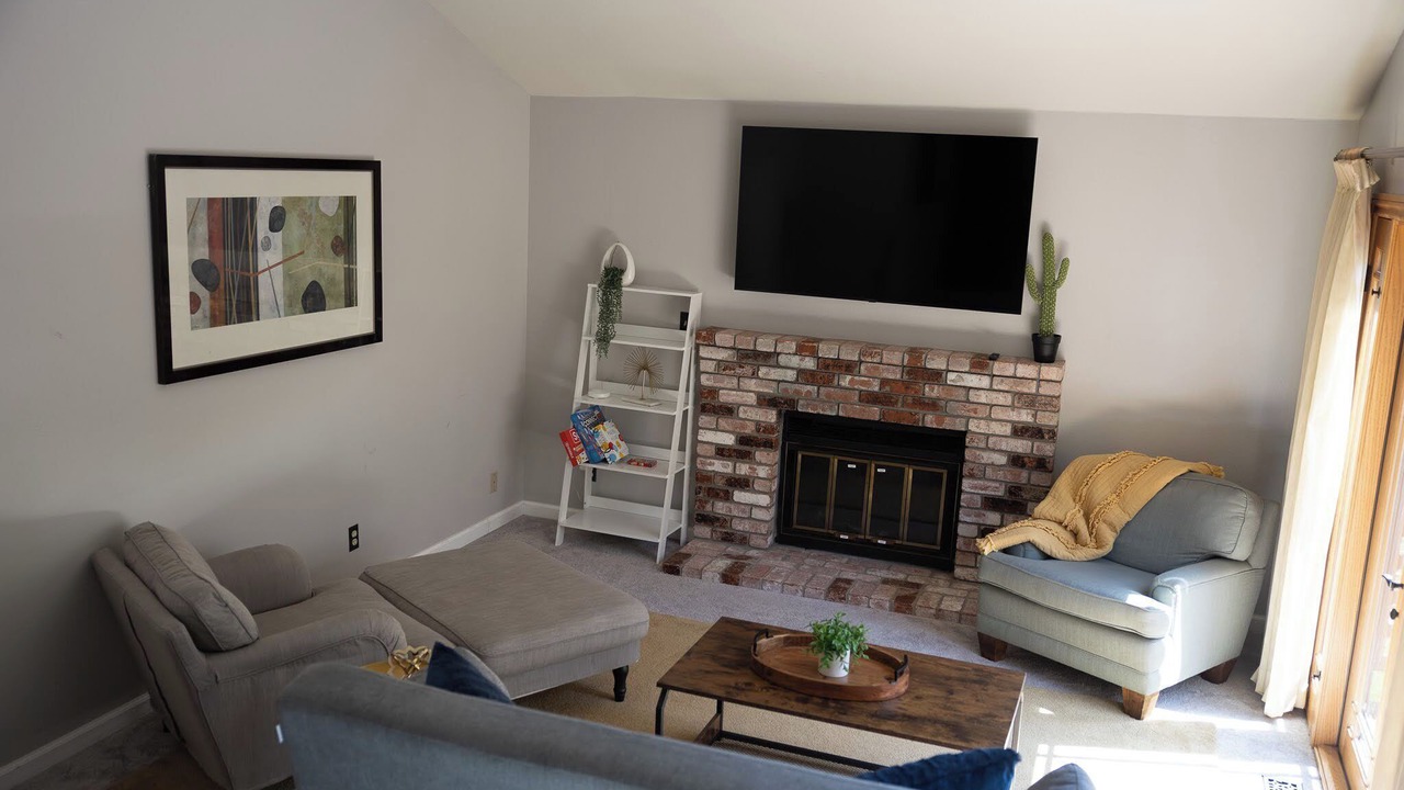 Photo of Livingroom in Castro Valley