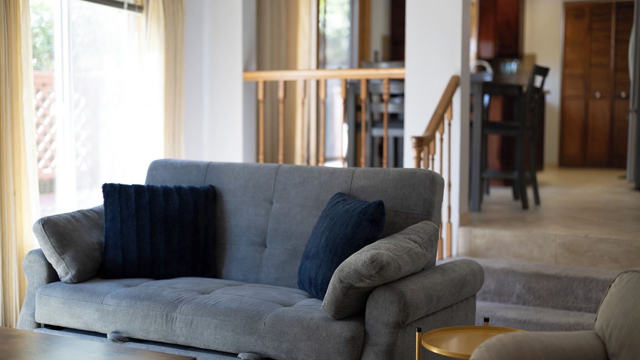 Photo of Livingroom in Castro Valley