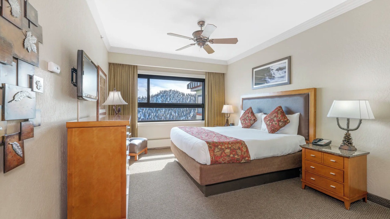 Photo of Bedroom in Tahoe Village