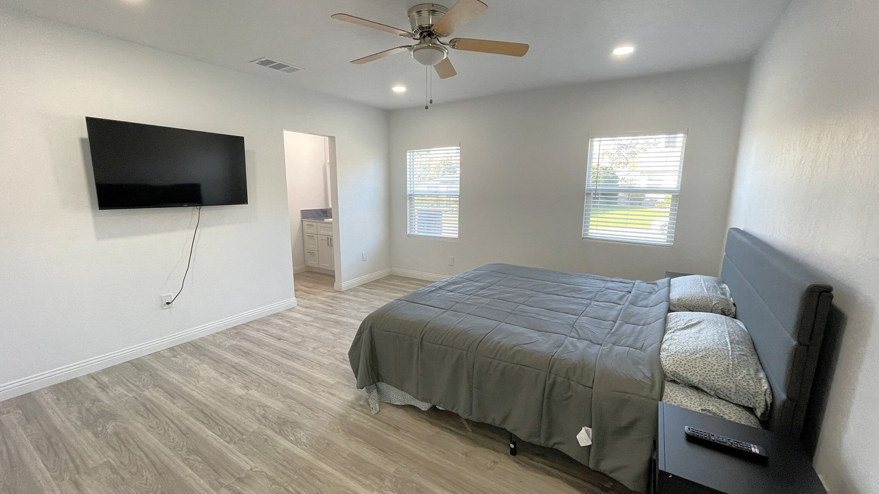 Photo of Bedroom in Bakersfield