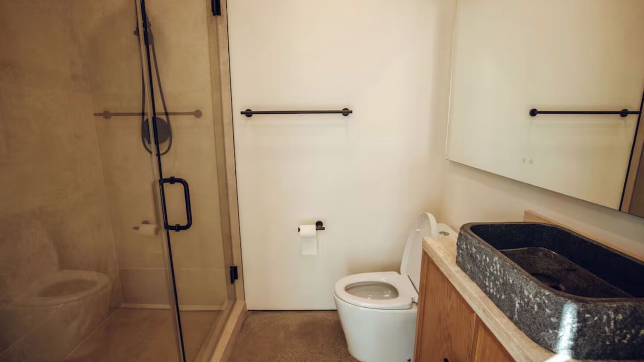 Photo of Bathroom in Agoura Hills