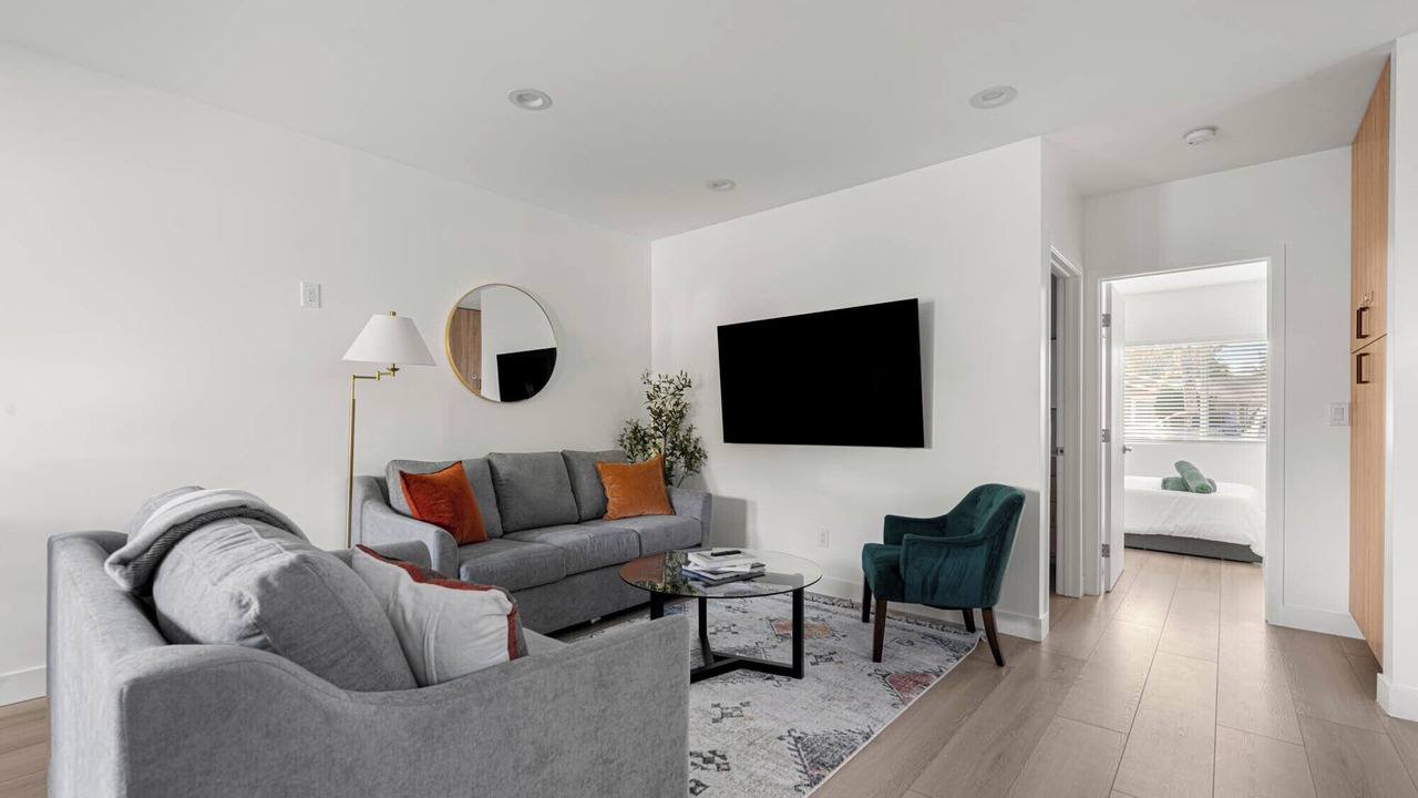 Photo of Livingroom in Canoga Park