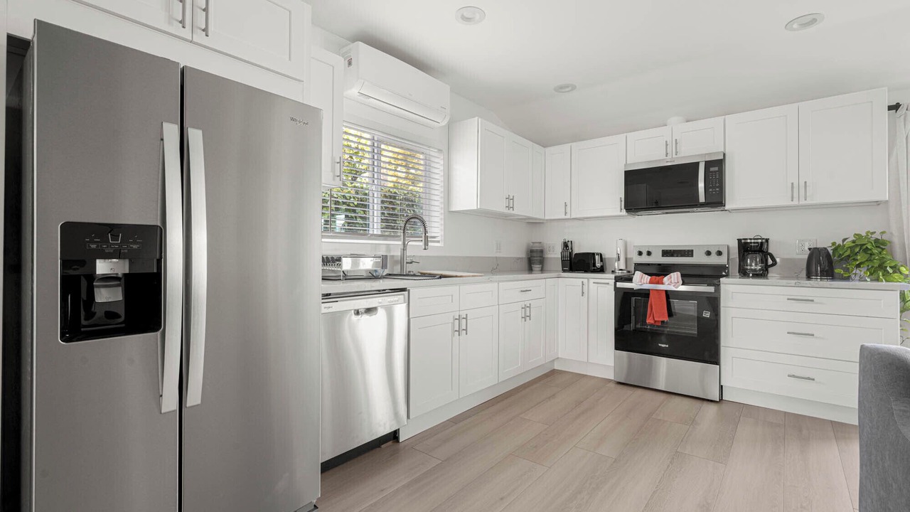 Photo of Kitchen in Canoga Park