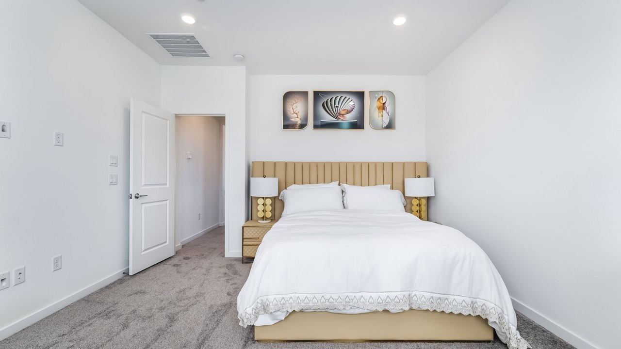 Photo of Bedroom in Lake Las Vegas