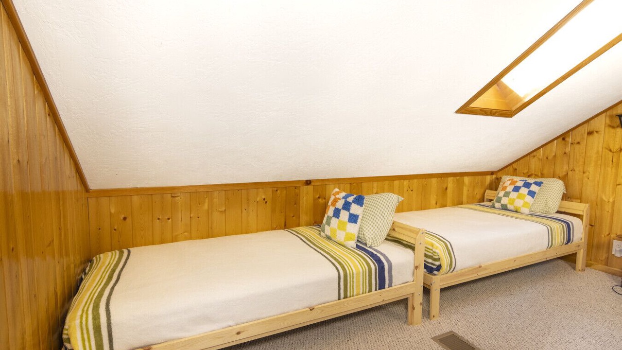 Photo of Bedroom in Bass Lake