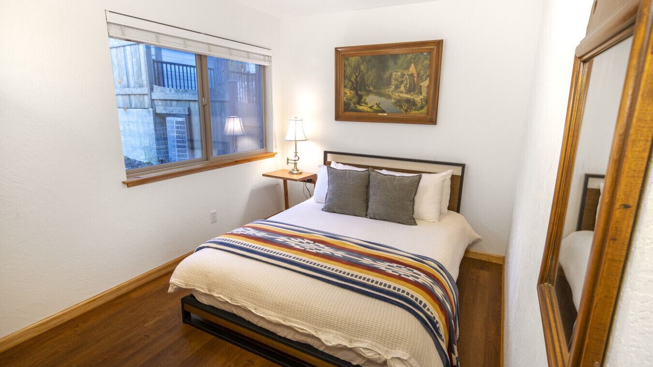 Photo of Bedroom in Bass Lake
