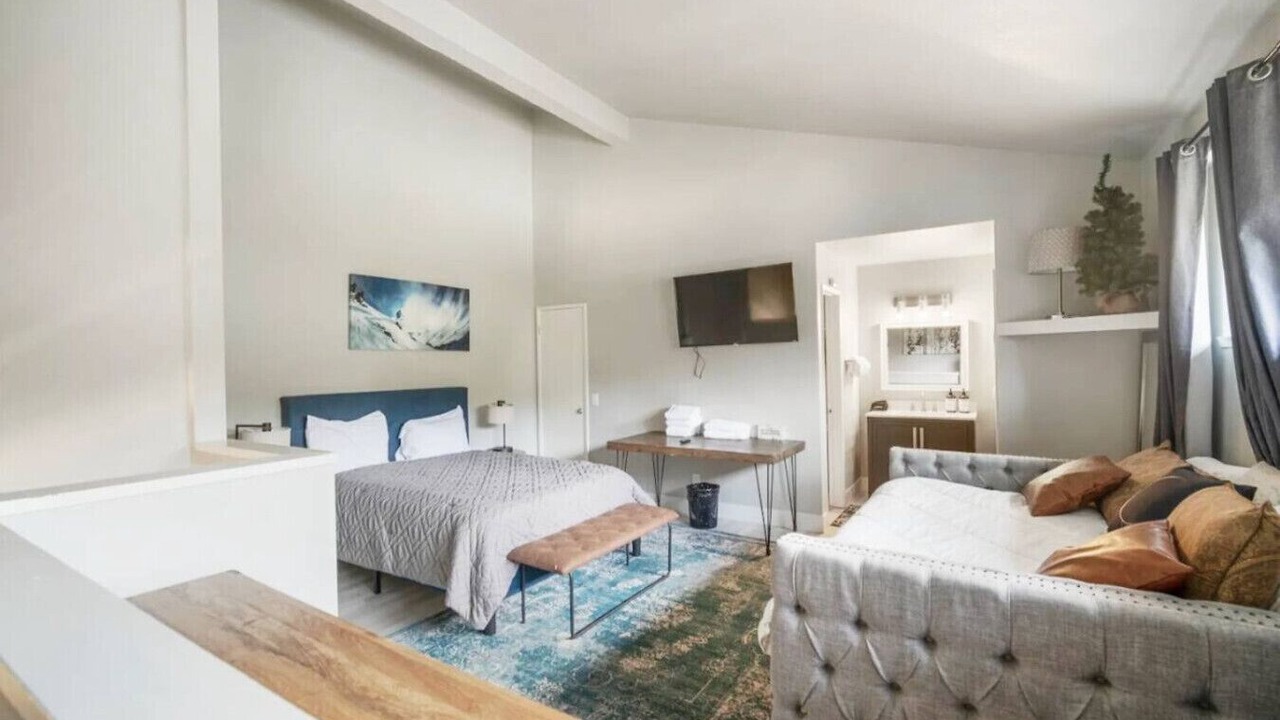 Photo of Bedroom in Mammoth Lakes