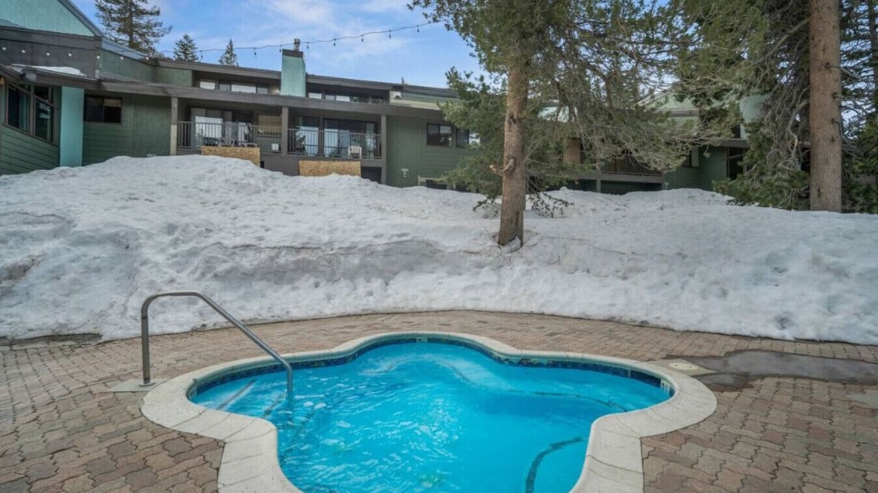 Photo of Outdoor in Mammoth Lakes