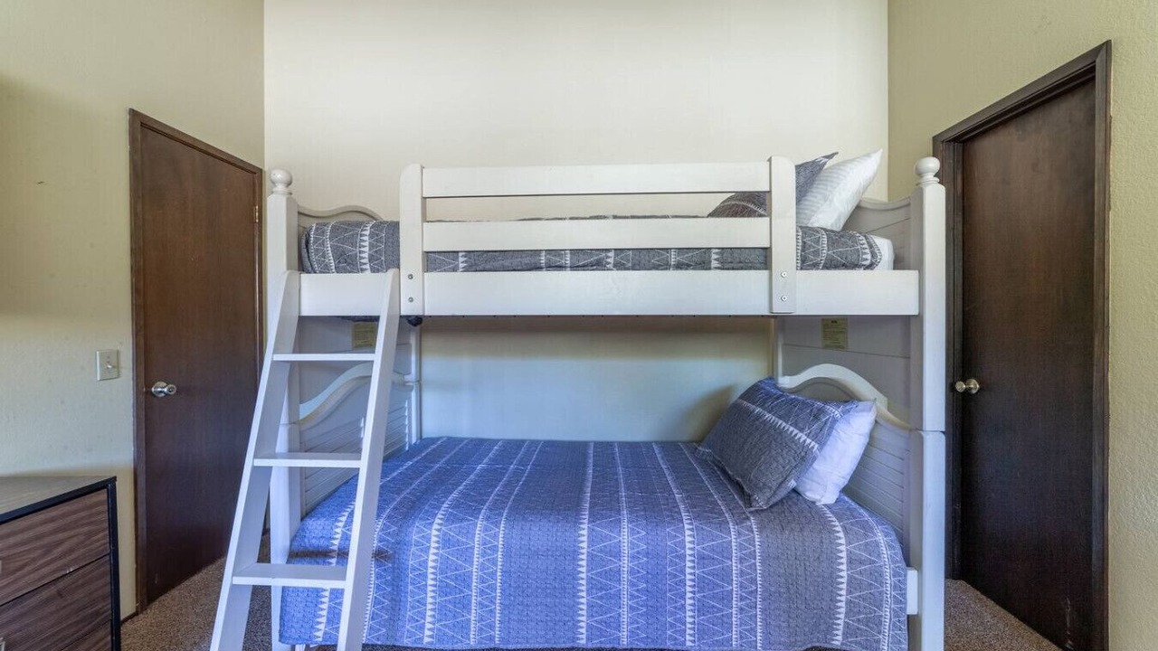 Photo of Bedroom in Mammoth Lakes
