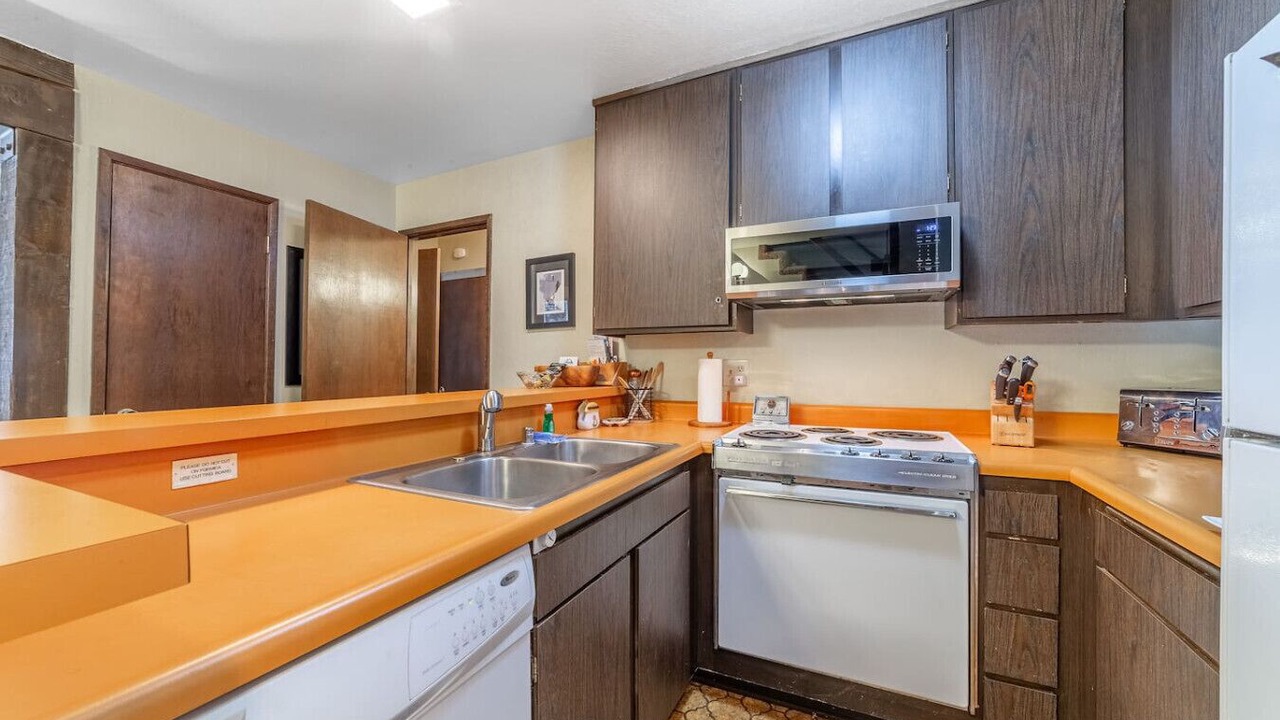 Photo of Kitchen in Mammoth Lakes