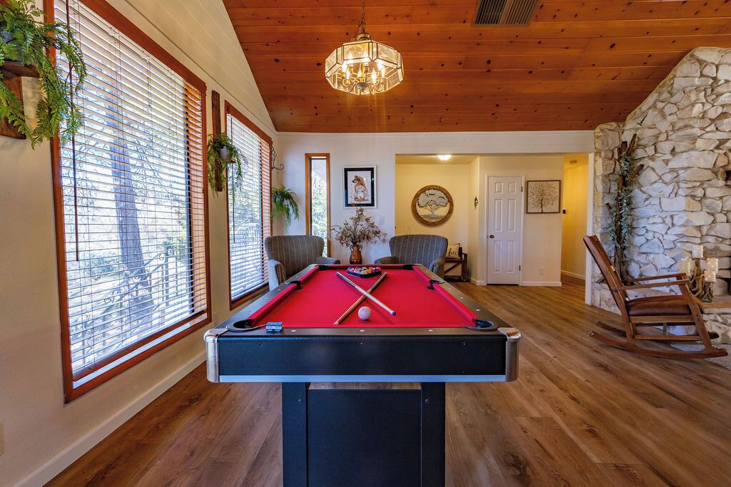 Photo of Bedroom in Yosemite Forks