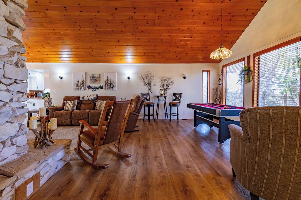 Photo of Bedroom in Yosemite Forks