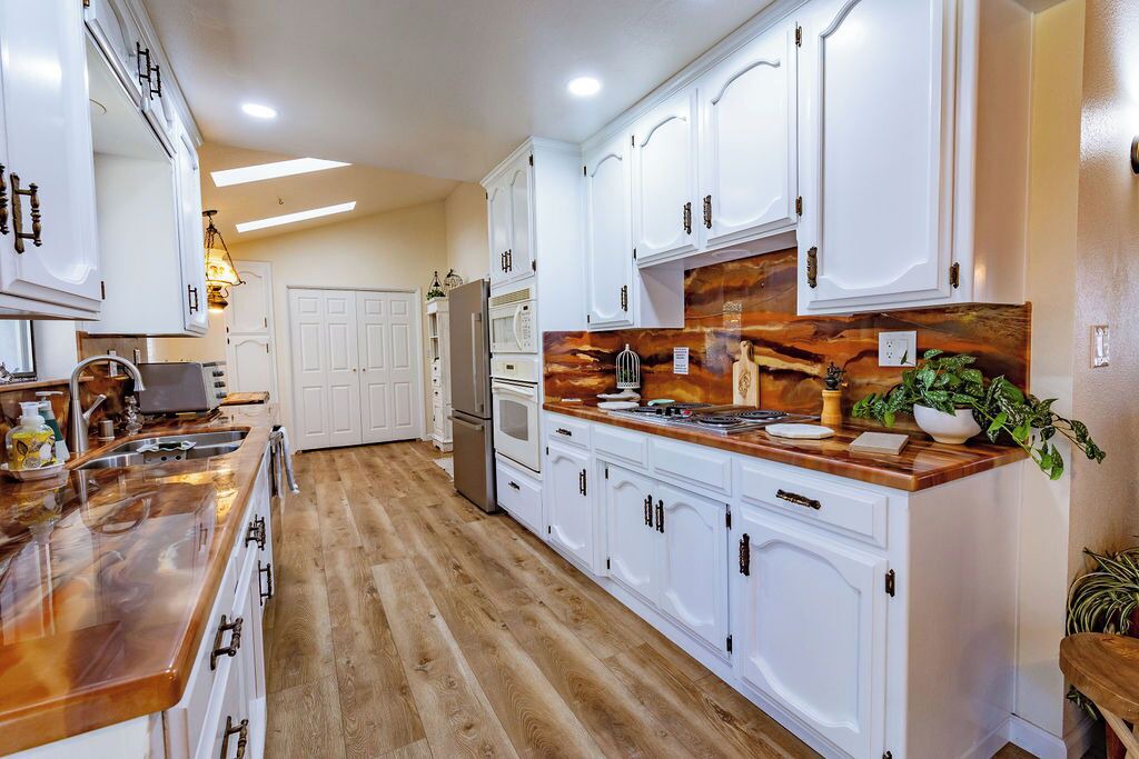 Photo of Kitchen in Yosemite Forks