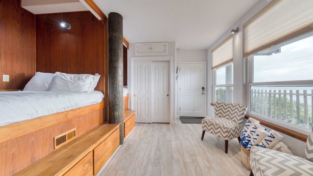 Photo of Bedroom in La Selva Beach