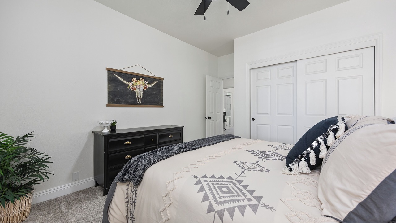 Photo of Bedroom in Greenacres
