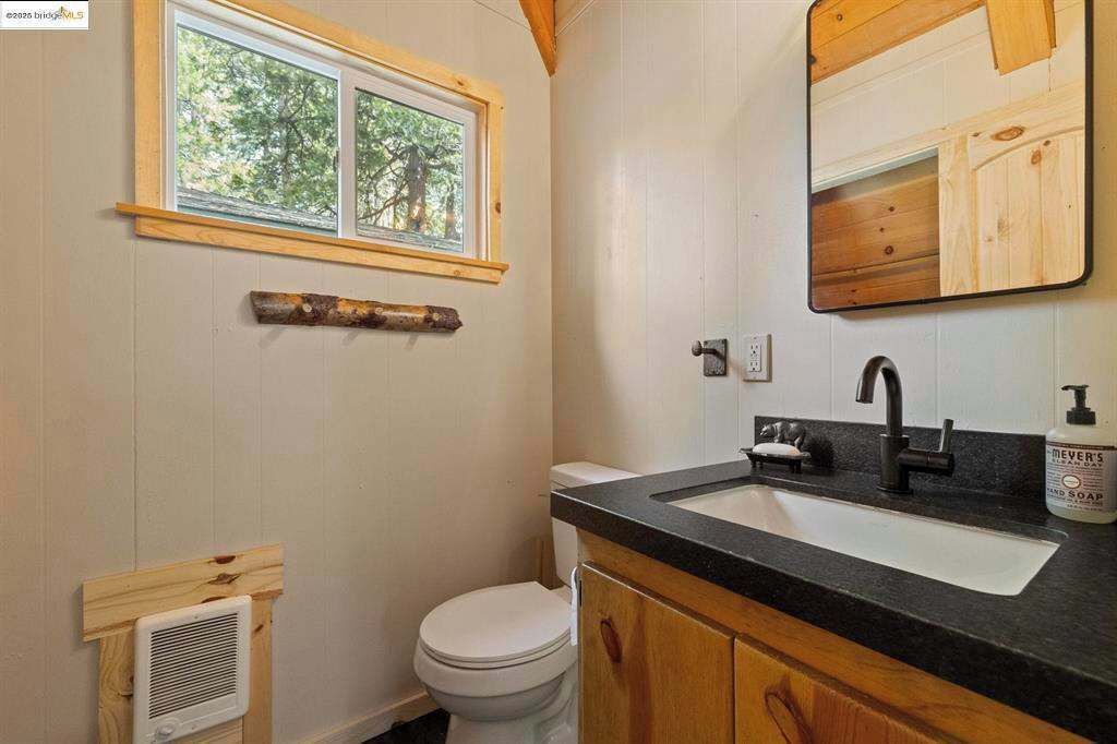 Photo of Bathroom in Mi-Wuk Village