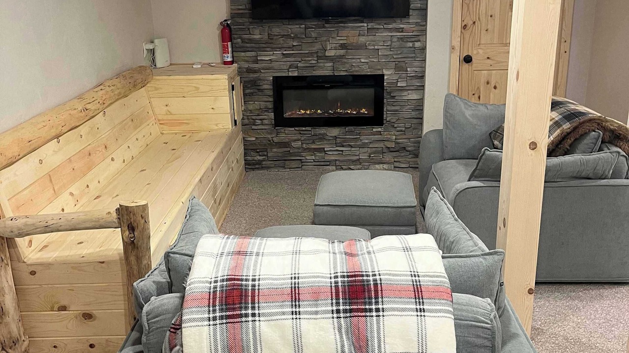 Photo of Livingroom in Mi-Wuk Village