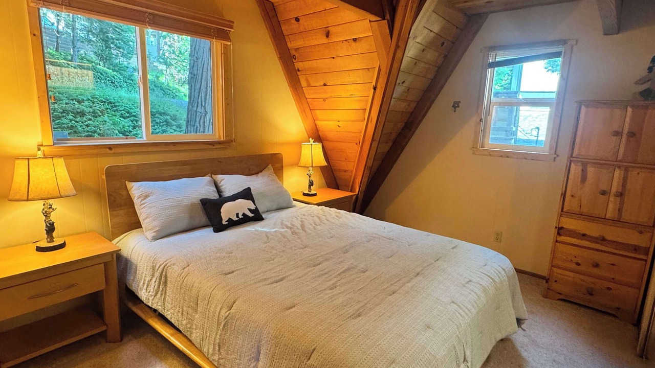 Photo of Bedroom in Mi-Wuk Village