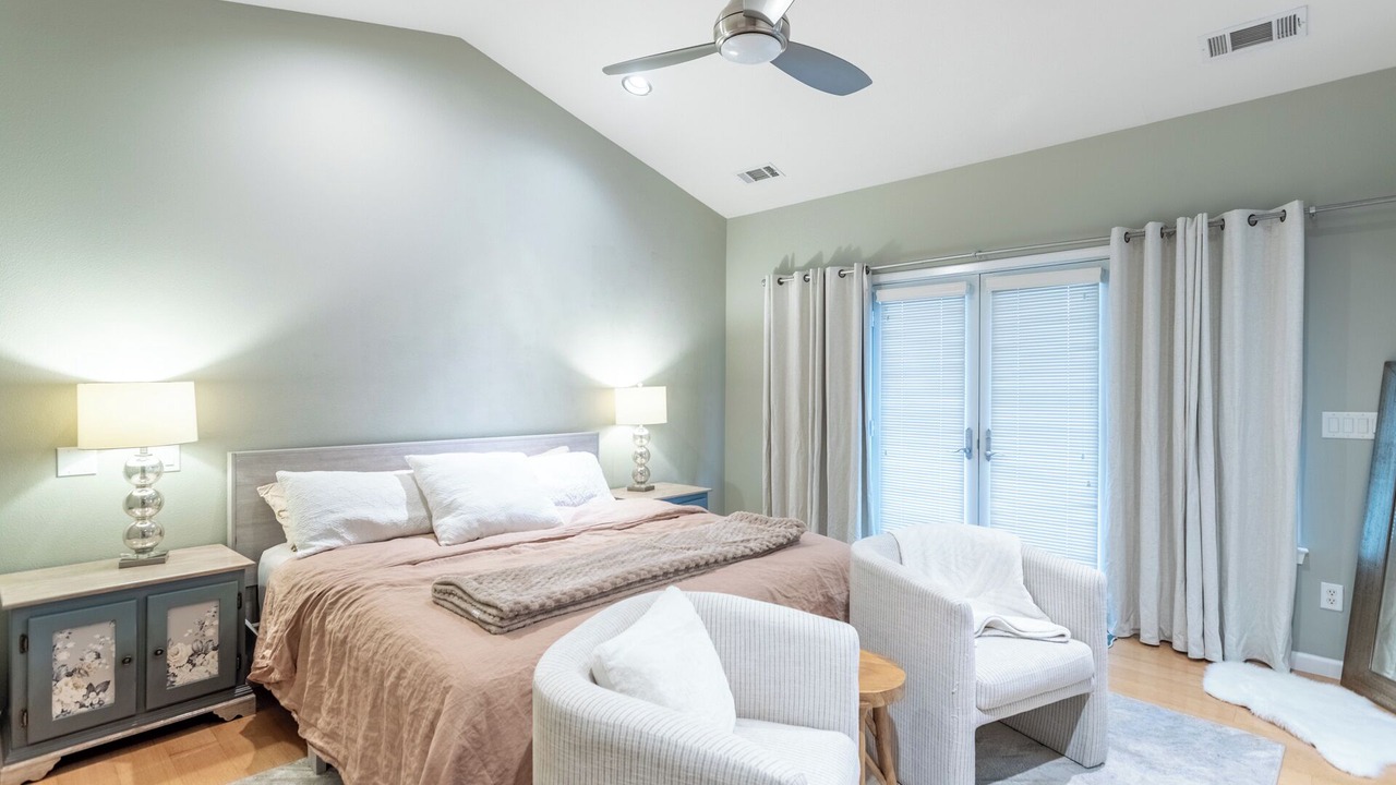 Photo of Bedroom in Redding