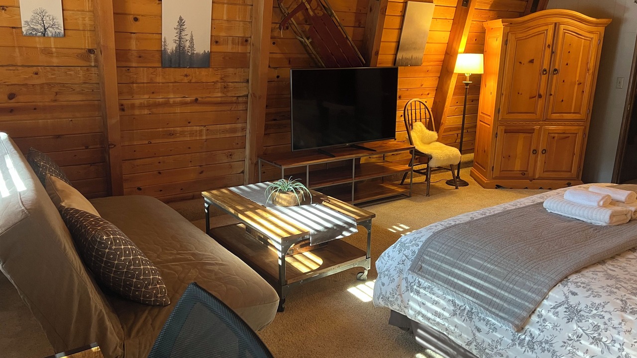 Photo of Bedroom in Summit Estates
