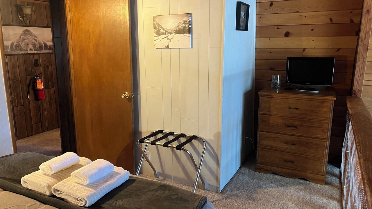 Photo of Bedroom in Summit Estates
