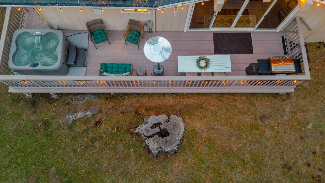 Photo of Outdoor in Groveland