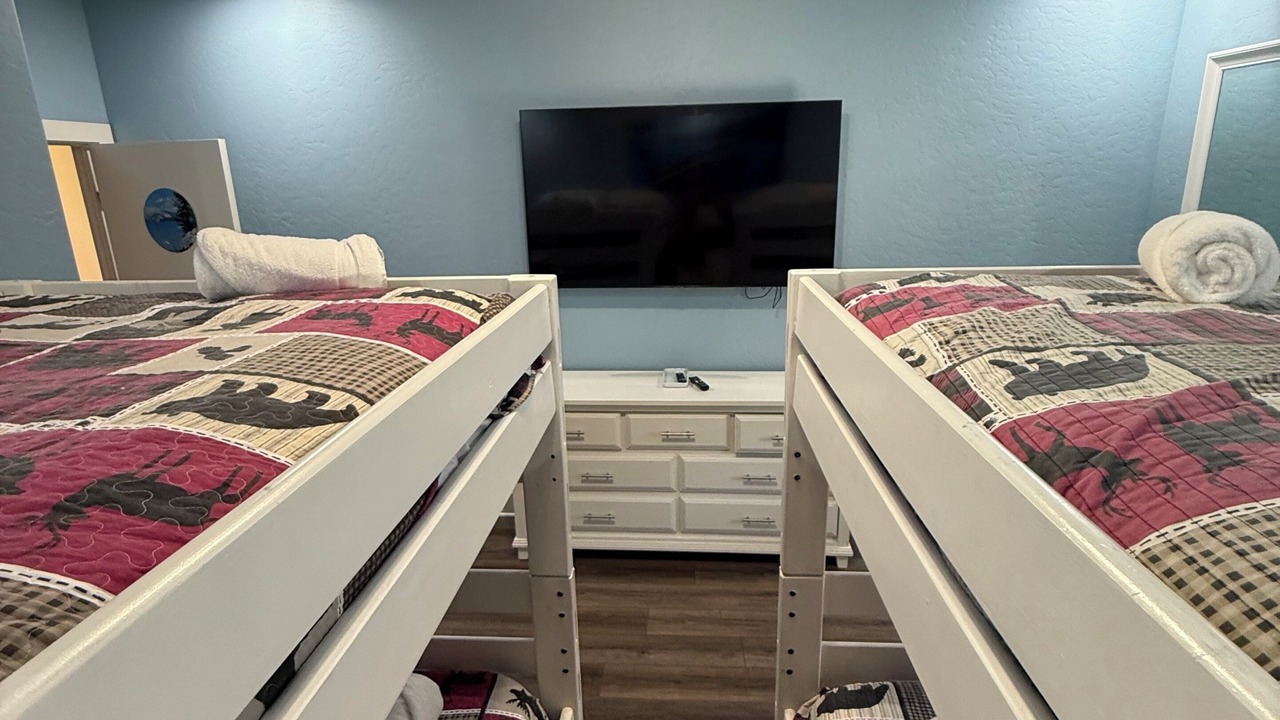 Photo of Bedroom in Shaver Lake