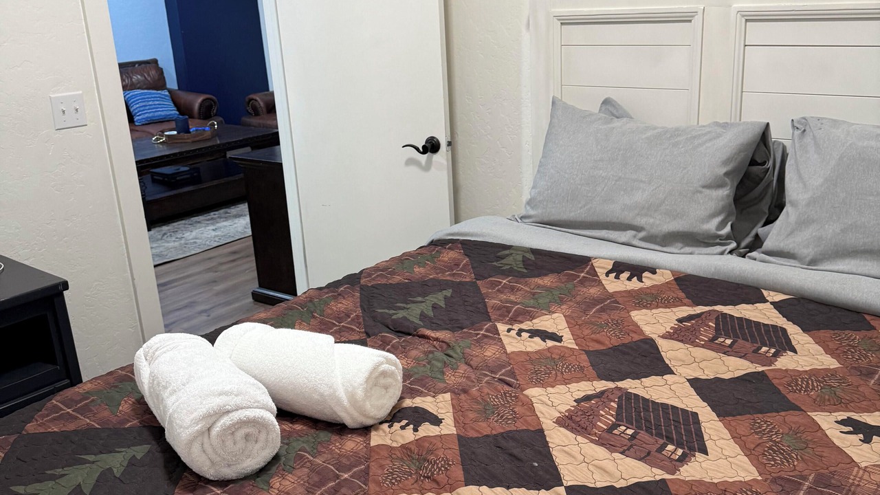 Photo of Bedroom in Shaver Lake