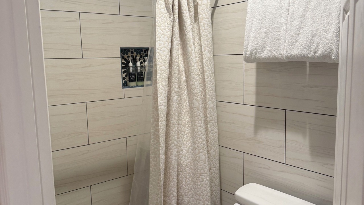 Photo of Bathroom in Mojave Desert