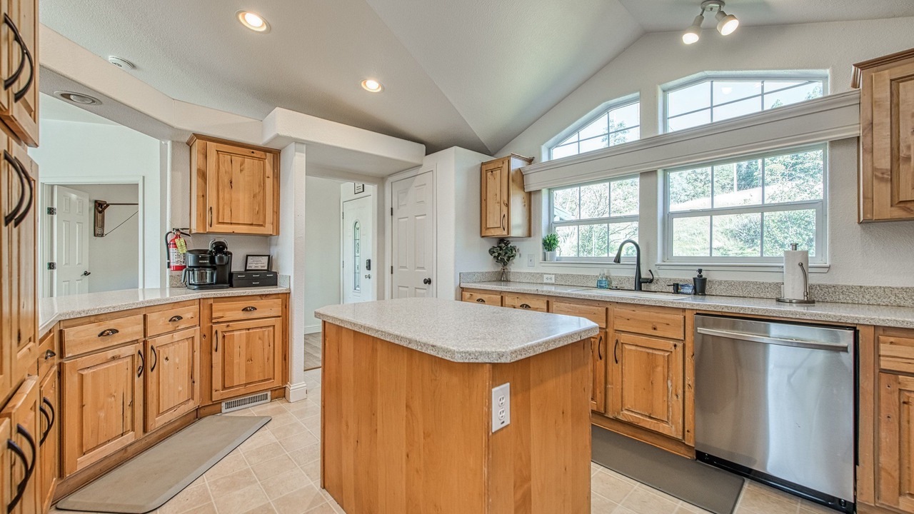 Photo of Kitchen in Midpines
