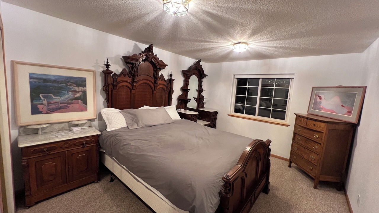 Photo of Bedroom in Pioneer Trail